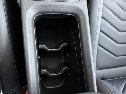 Jeep Avenger Altitude | 10,25 inch touchscreen | 10,25 inch volledig digitaal instrumentenpaneel | 180&deg;-achter... ActivLease financial lease