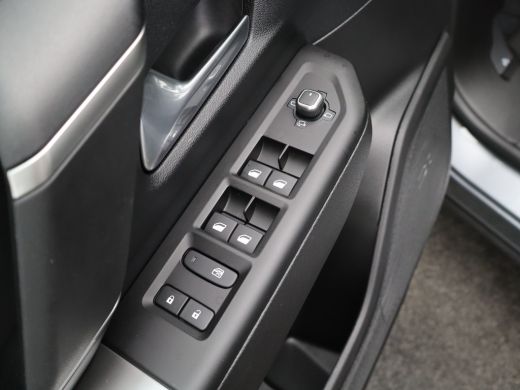Jeep Compass 1.2 e-Hybrid First Edition 8 Jaar Garantie | Panoramadak | Elektrisch Verstelbare stoelen | Stoel... ActivLease financial lease