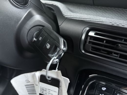 Citroën C3 Max | Achteruitrijcamera | Dagrijverlichting | Draadloze telefoonlader ActivLease financial lease