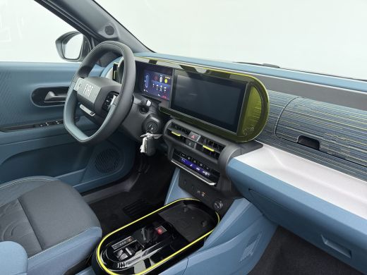Fiat Grande Panda Icon | 10,25" touchscreen radio met Bluetooth, DAB & USB | Airconditioning handmatig | Cruise Con... ActivLease financial lease