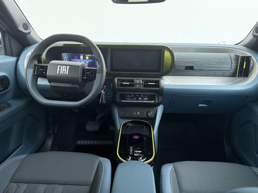 Fiat Grande Panda Icon | 10,25" touchscreen radio met Bluetooth, DAB & USB | Airconditioning handmatig | Cruise Con... ActivLease financial lease