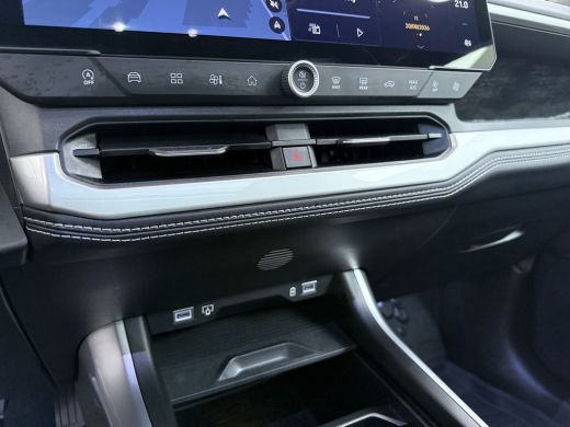 Jeep Compass First Edition Mild Hybrid | 10" digitaal instrumentencluster | 11 kW boordlader (alleen op elektr... ActivLease financial lease