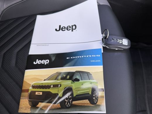 Jeep Compass First Edition Mild Hybrid | 10" digitaal instrumentencluster | 11 kW boordlader (alleen op elektr... ActivLease financial lease