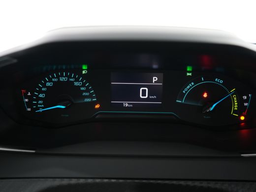 Peugeot 208 Style | Dashboard en deurpanelen in kunststof met carboneffect | Ecoled koplampen | Elektrisch ve... ActivLease financial lease