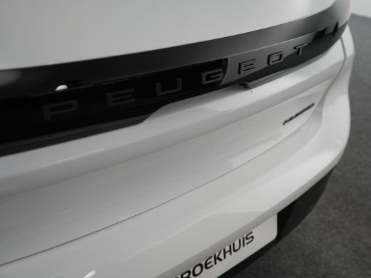 Peugeot 208 Style | Dashboard en deurpanelen in kunststof met carboneffect | Ecoled koplampen | Elektrisch ve... ActivLease financial lease