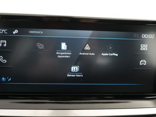 Peugeot 208 Style | Dashboard en deurpanelen in kunststof met carboneffect | Ecoled koplampen | Elektrisch ve... ActivLease financial lease