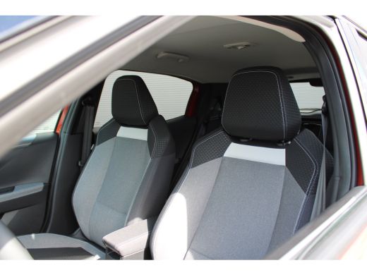 Opel Frontera GS - Electric | 11 kW boordlader | 17" Lichtmetalen velgen in Zwart met 215/60 R17 banden | Achte... ActivLease financial lease
