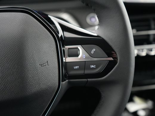 Peugeot e-208 EV Allure Avantage 51 kWh | 11 kW lader | Apple Carplay/Android Auto|telefoonintegratie premium |... ActivLease financial lease