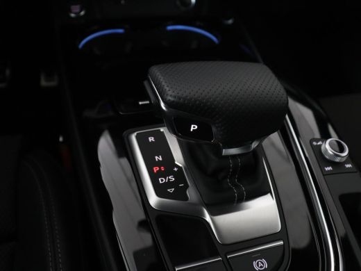 Audi A4 Limousine 35 TFSI S edition Competition | Cruise Controle | Apple Carplay | Navigatie | Sportstoe... ActivLease financial lease