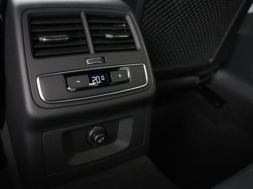 Audi A4 Limousine 35 TFSI S edition Competition | Cruise Controle | Apple Carplay | Navigatie | Sportstoe... ActivLease financial lease