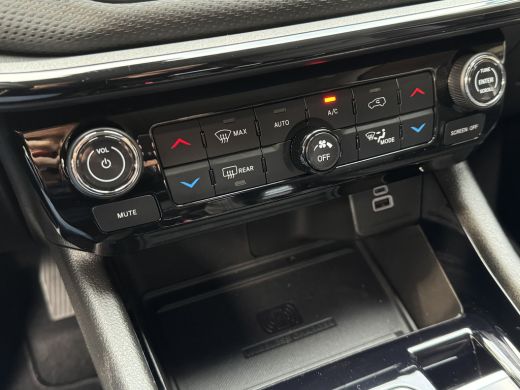 Jeep Compass 4xe 190 Plug-in Hybrid Electric Night Eagle AUT. LEDER/NAVI/CAMERA**** ActivLease financial lease