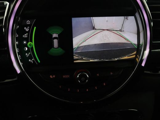 Mini Clubman 1.5 Cooper Business Edition Pano.Dak | Automaat | Apple Carplay | LED | Navigatie | Stoelverwarmi... ActivLease financial lease
