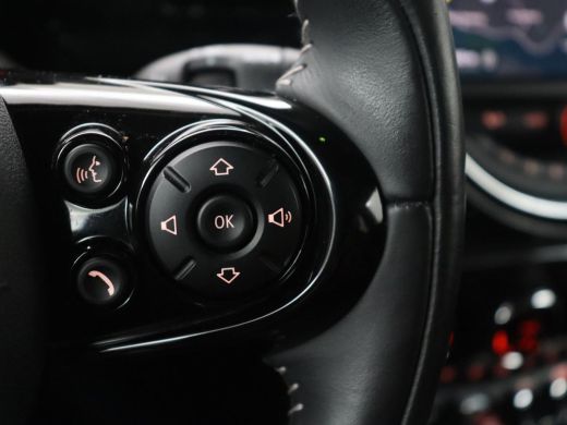 Mini Clubman 1.5 Cooper Business Edition Pano.Dak | Automaat | Apple Carplay | LED | Navigatie | Stoelverwarmi... ActivLease financial lease