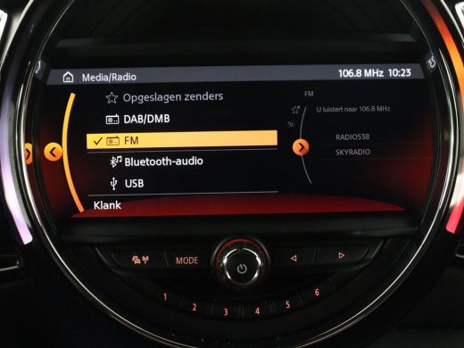 Mini Clubman 1.5 Cooper Business Edition Pano.Dak | Automaat | Apple Carplay | LED | Navigatie | Stoelverwarmi... ActivLease financial lease