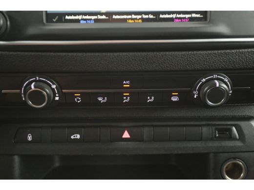 Opel Vivaro-e 75 kWh L3H1 Long Range | Snelladen | SOH 93% | Airco | Camera | Cruise | 3 Zits | Carplay | Parke... ActivLease financial lease
