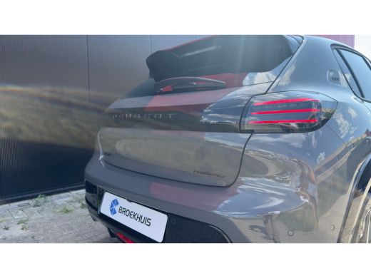 Peugeot 208 GT | Elektrische parkeerrem | Extra getinte achterste zijruiten en achterruit | Extra getinte ach... ActivLease financial lease