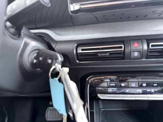 Citroën C3 Max | Achteruitrijcamera | Dagrijverlichting | Draadloze telefoonlader ActivLease financial lease