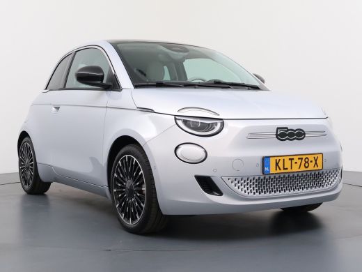 Fiat 500e La Prima 42 kWh | Achteruitrijcamera | Airco (automatisch) | Bestuurdersstoel in hoogte verstelbaar ActivLease financial lease