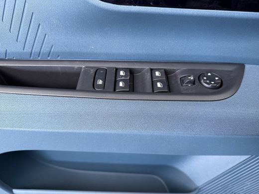 Fiat Grande Panda 1.2 Hybrid La Prima | Fix & Go bandenreparatieset | Metaalkleur | Pack Winter ActivLease financial lease