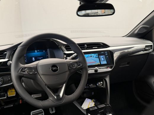 Opel Corsa GS | Dode hoek waarschuwing | LED koplampen met LED dagrijverlichting | Licht -en regensensor ActivLease financial lease