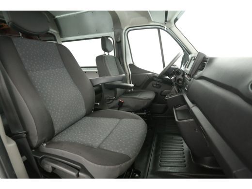 Opel Movano 2.3 Turbo 150PK L2H2 | Dubbele Cabine | Clima | Camera | Trekhaak | Imperiaal | Navi | Parkeersens. ActivLease financial lease