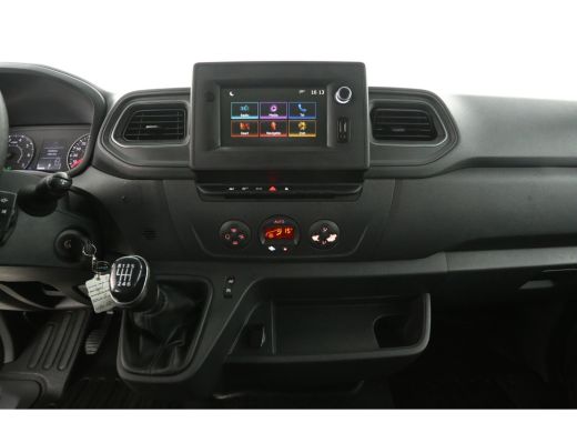 Opel Movano 2.3 Turbo 150PK L2H2 | Dubbele Cabine | Clima | Camera | Trekhaak | Imperiaal | Navi | Parkeersens. ActivLease financial lease