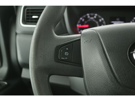 Opel Movano 2.3 Turbo 150PK L2H2 | Dubbele Cabine | Clima | Camera | Trekhaak | Imperiaal | Navi | Parkeersens. ActivLease financial lease