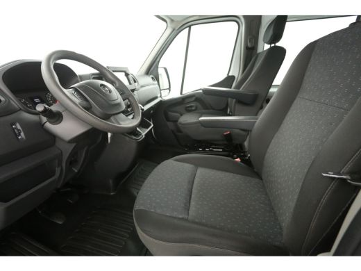Opel Movano 2.3 Turbo 150PK L2H2 | Dubbele Cabine | Clima | Camera | Trekhaak | Imperiaal | Navi | Parkeersens. ActivLease financial lease