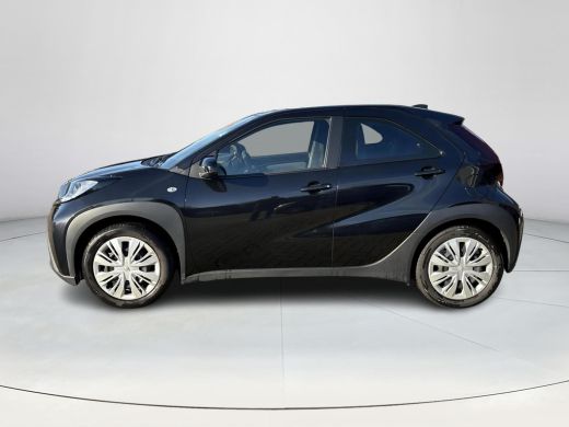 Toyota Aygo X 1.0 VVT-i MT Play **/ADAPTIEF CRUISE CONTROL/ PARKEERCAMERA/ AIRCO** ActivLease financial lease