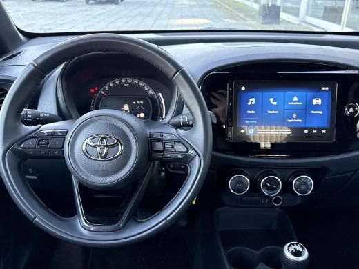 Toyota Aygo X 1.0 VVT-i MT Play **/ADAPTIEF CRUISE CONTROL/ PARKEERCAMERA/ AIRCO** ActivLease financial lease