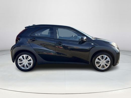 Toyota Aygo X 1.0 VVT-i MT Play **/ADAPTIEF CRUISE CONTROL/ PARKEERCAMERA/ AIRCO** ActivLease financial lease