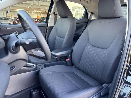 Toyota Yaris 1.5 Hybrid 115 Comfort | AppleCarplay / AndroidAuto | Achteruitrij camera | Airco | ActivLease financial lease