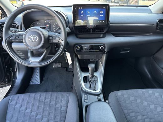 Toyota Yaris 1.5 Hybrid 115 Comfort | AppleCarplay / AndroidAuto | Achteruitrij camera | Airco | ActivLease financial lease