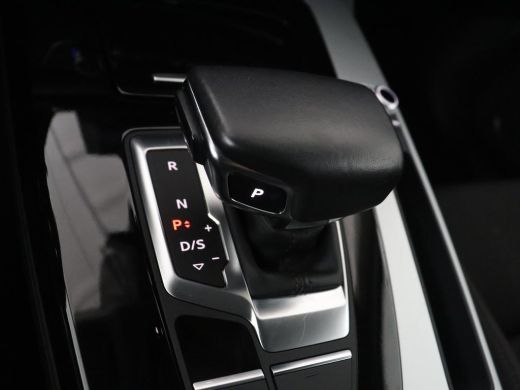 Audi Q5 50 TFSI e Advanced edition | SOH 98,2% | Stoelverwarming | Apple Carplay | LED | Servo sluiting | ActivLease financial lease