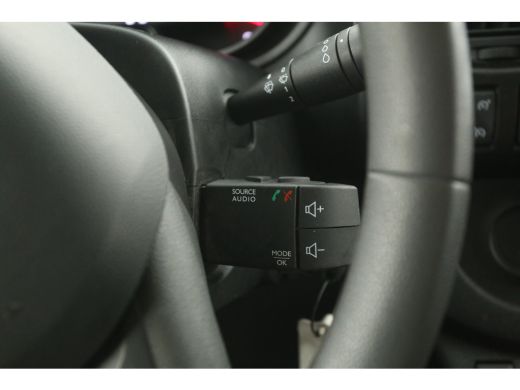 Fiat Talento 2.0 MultiJet 145PK L2H1 | Dubbele Cabine | Airco | Cruise | Trekhaak | Parkeersens. | LED ActivLease financial lease