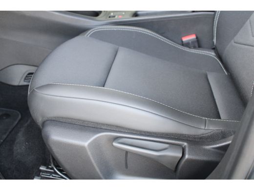 Jeep Avenger 1.2 e-Hybrid Summit | Adaptieve cruise control | 18` lichtmetalen velgen | Climate control | ActivLease financial lease