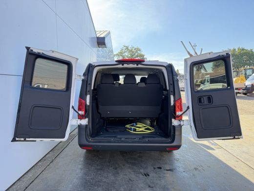 Mercedes-Benz eVito Tourer 129 90kWh 204PK Personenvervoer L2 370km WLTP 92.2% (SOH) 7 Stoelen Elektrische Schuifdeur... ActivLease financial lease