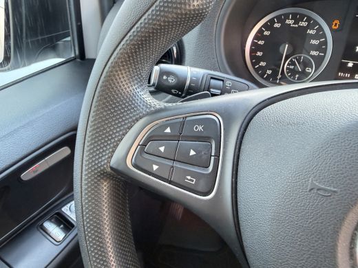 Mercedes-Benz eVito Tourer 129 90kWh 204PK Personenvervoer L2 370km WLTP 92.2% (SOH) 7 Stoelen Elektrische Schuifdeur... ActivLease financial lease