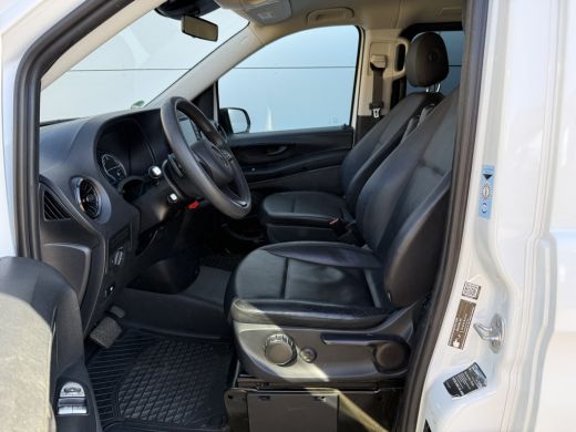 Mercedes-Benz eVito Tourer 129 90kWh 204PK Personenvervoer L2 370km WLTP 92.2% (SOH) 7 Stoelen Elektrische Schuifdeur... ActivLease financial lease