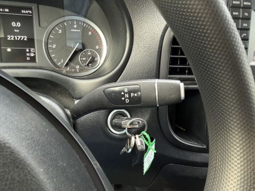 Mercedes-Benz Vito 114 CDI 136 PK AUTOMAAT / L2H1 / 1e EIG. / CAMERA / CRUISE / TREKHAAK / AIRCO / NAVI ActivLease financial lease