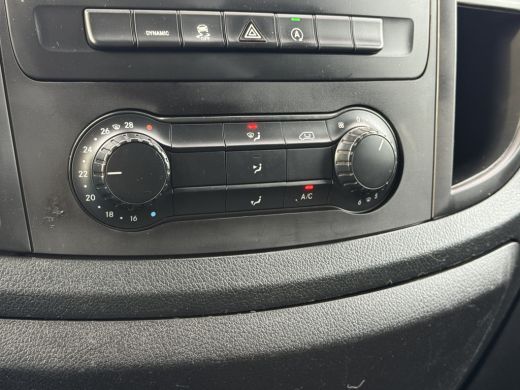 Mercedes-Benz Vito 114 CDI 136 PK AUTOMAAT / L2H1 / 1e EIG. / CAMERA / CRUISE / TREKHAAK / AIRCO / NAVI ActivLease financial lease
