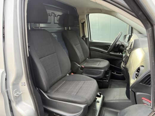 Mercedes-Benz Vito 114 CDI 136 PK AUTOMAAT / L2H1 / 1e EIG. / CAMERA / CRUISE / TREKHAAK / AIRCO / NAVI ActivLease financial lease