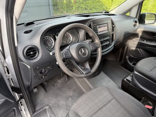 Mercedes-Benz Vito 114 CDI 136 PK AUTOMAAT / L2H1 / 1e EIG. / CAMERA / CRUISE / TREKHAAK / AIRCO / NAVI ActivLease financial lease