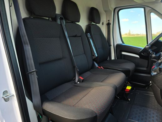 Opel Movano 2.2D 140 L2H2 3.5T - 140 Pk - Euro 6 - ParkeerCamera - Airco - Cruise Control ActivLease financial lease
