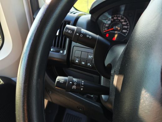 Opel Movano 2.2D 140 L2H2 3.5T - 140 Pk - Euro 6 - ParkeerCamera - Airco - Cruise Control ActivLease financial lease