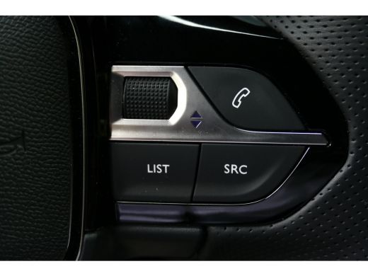 Peugeot 2008 1.2 HYBRID 145PK GT AUTOMAAT / ALCANTARA/ MASSAGESTOEL/ STOELVERWARMING/ 8 JAAR GARANTIE/ CAMERA ... ActivLease financial lease