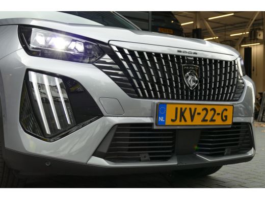 Peugeot 2008 1.2 HYBRID 145PK GT AUTOMAAT / ALCANTARA/ MASSAGESTOEL/ STOELVERWARMING/ 8 JAAR GARANTIE/ CAMERA ... ActivLease financial lease