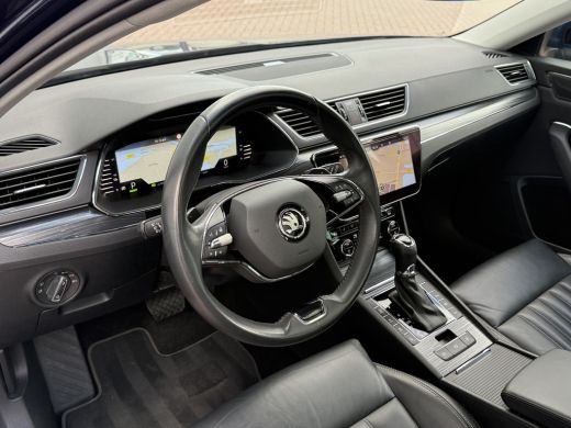 Skoda Superb Combi 1.4 TSI iV 218pk Lauran & Klement | Leder | Pano dak | Trekhaak ActivLease financial lease