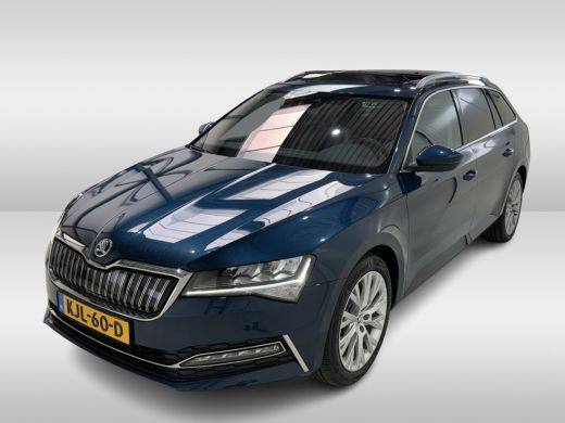 Skoda Superb Combi 1.4 TSI iV 218pk Lauran & Klement | Leder | Pano dak | Trekhaak ActivLease financial lease