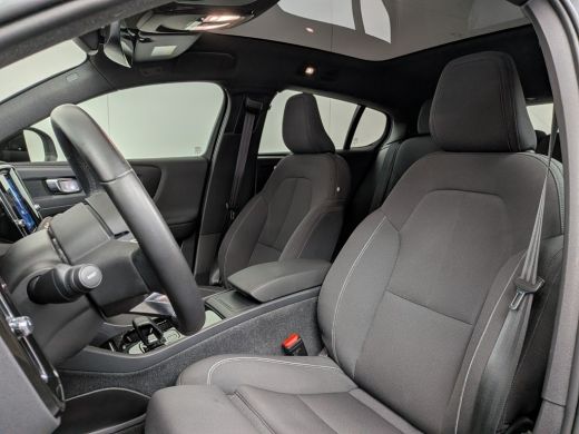 Volvo  C40 Single Motor Core 69 kWh | Camera | Panoramadak | Warmtepomp | Apple Carplay\Android Auto | ActivLease financial lease